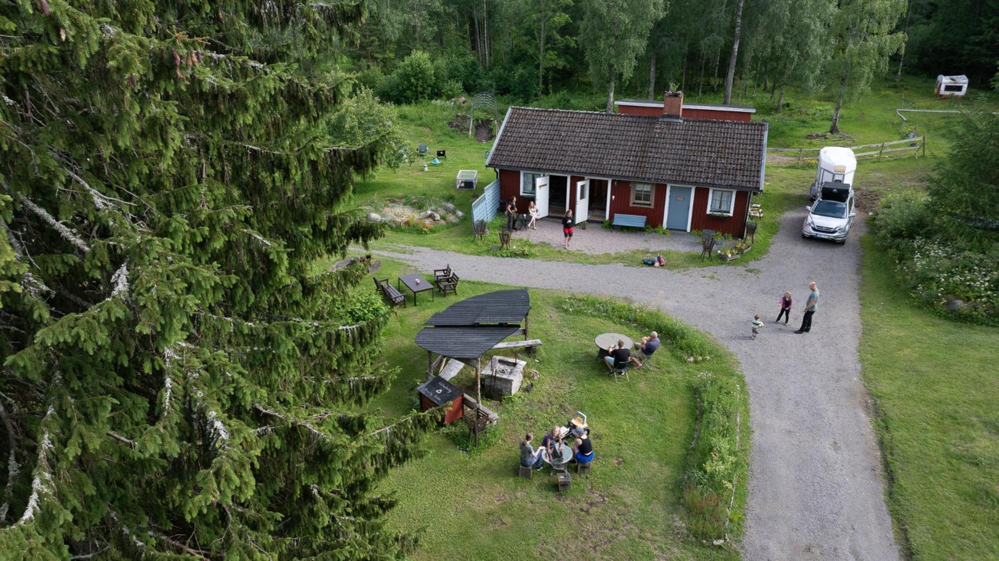 Ekologiska Fru Gran B&B I Tiveden Gardsjo Buitenkant foto